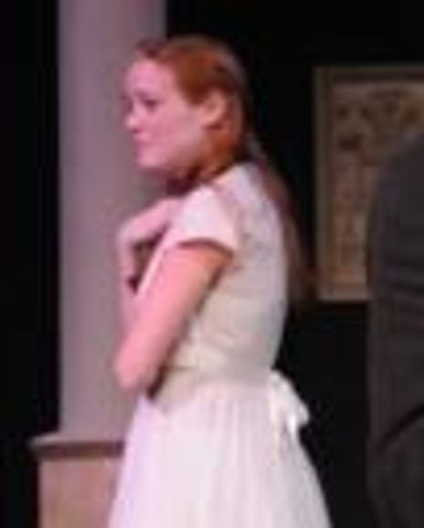 KAITLIN LARGE Headshot