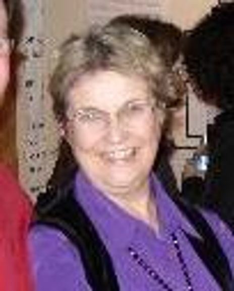 Terri Powell Headshot