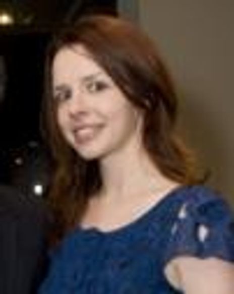 Heather Pray Headshot