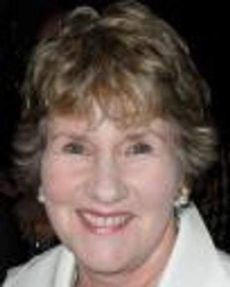 Nancy Knapp Headshot