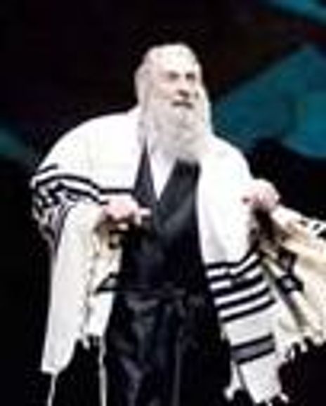 Danny Saunders Headshot