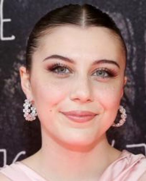 Mia Sinclair Jenness Headshot