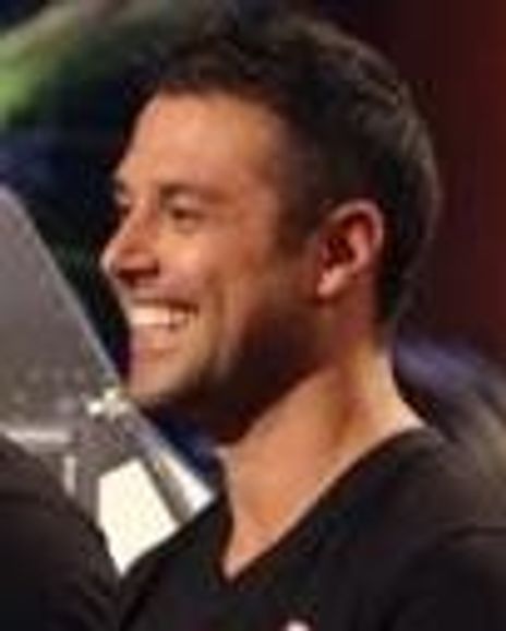 SABIN LOMAC Headshot