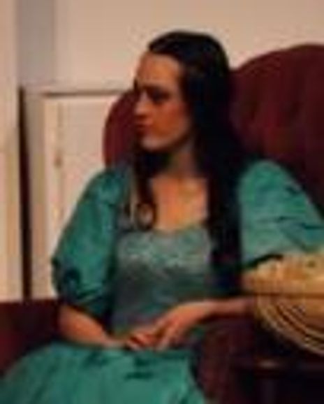 Amesti Reioux Headshot