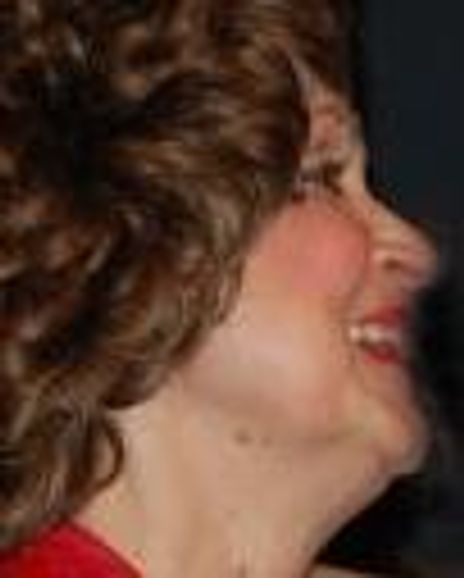 Diane Arabella Headshot