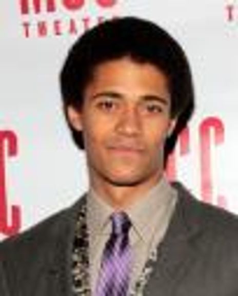 Maxx Brewer Headshot