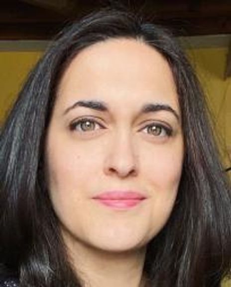 Isabelle Duverger Headshot