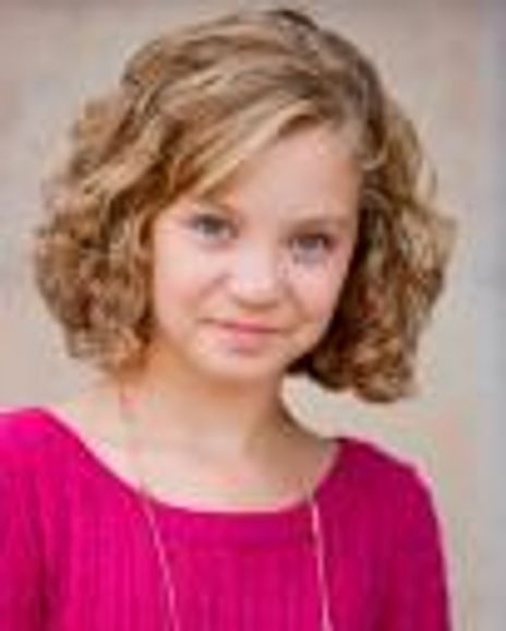 Kacie Riddle Headshot