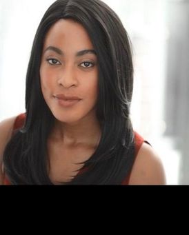 Emily Jenda Headshot