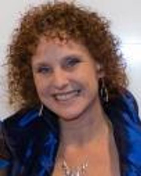 Ilana Landsberg Lewis Headshot