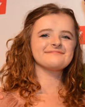 Milly Shapiro Headshot