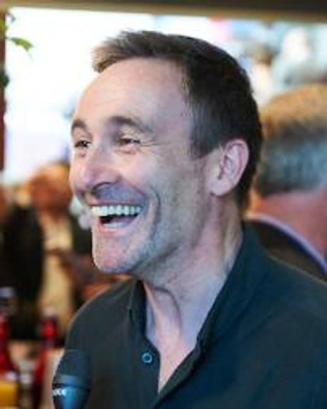 Derek Riddell Headshot