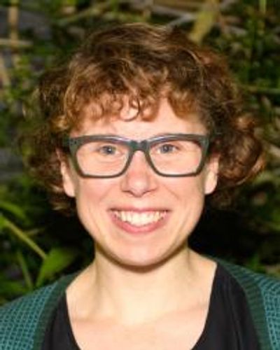 Michelle Terry Headshot