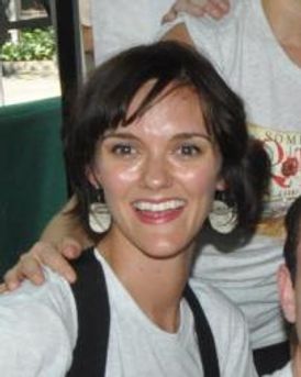 Leah Hoffman Headshot