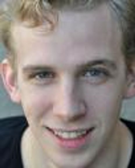 Gavin Rohrer Headshot