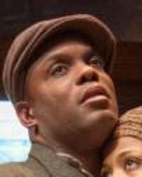 Laurence Brown Headshot