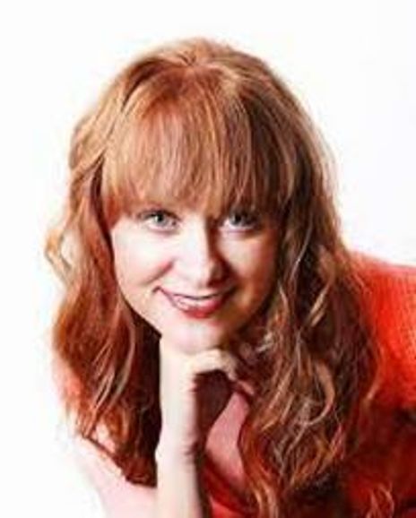 Lisa Dozier  Headshot