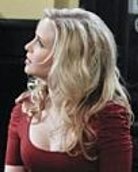 Amy Gumenick Headshot