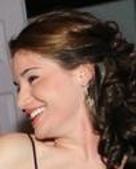 Madeline Calandrillo Headshot