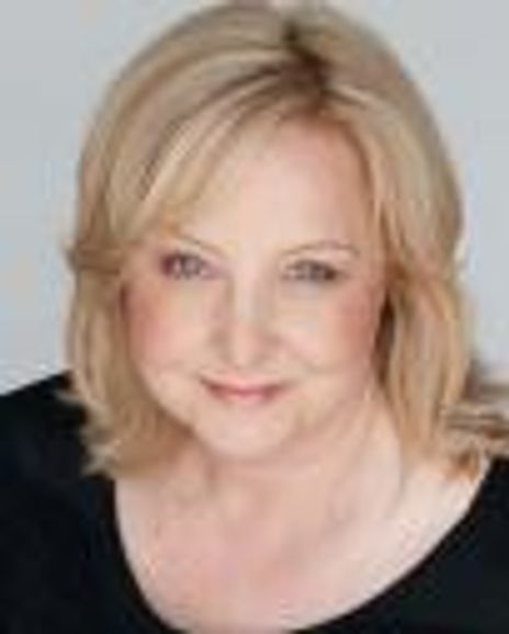 Ellen Dostal Headshot