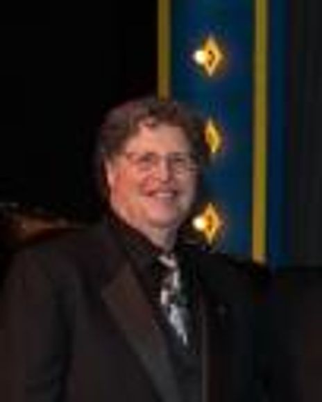 Perry Ecksel Headshot