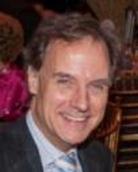 Greg Arnold Headshot