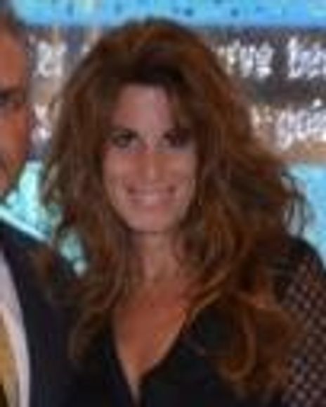 Pamela Cohen Headshot