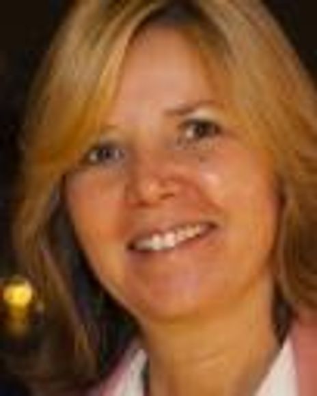 Joyce Lowry Headshot