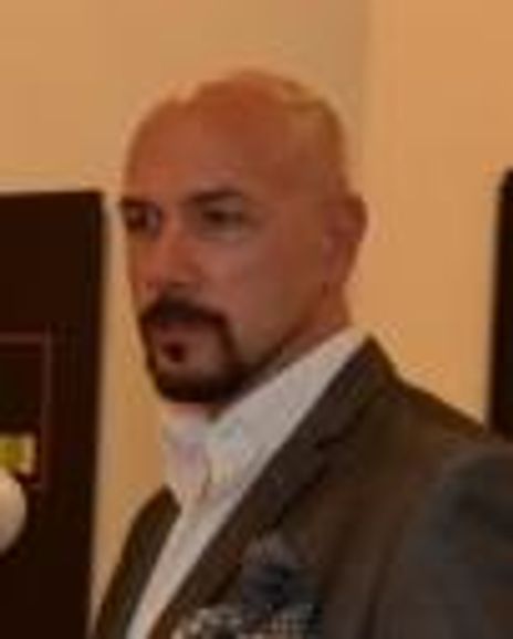 Ken Deloreto Headshot