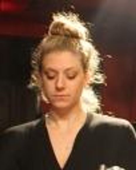 Anna Van Valin Headshot