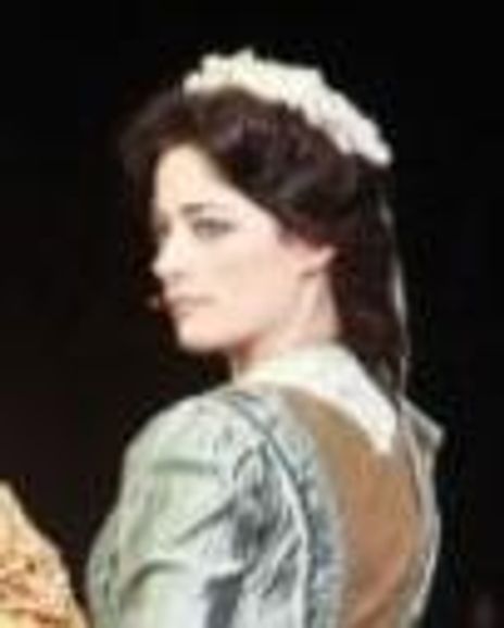 Michele Kelly Headshot