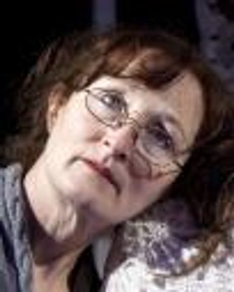 Mary-Colin Chisholm Headshot