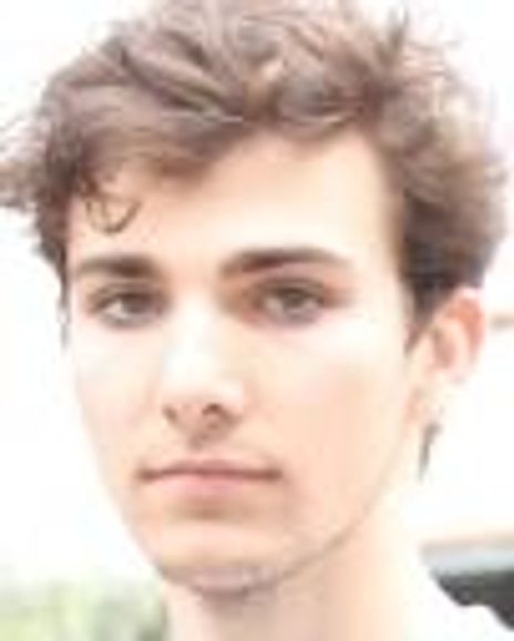 Milo Pfeffer Headshot