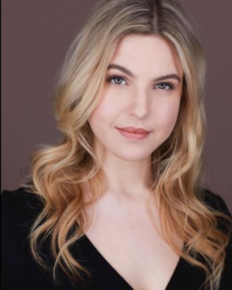 Natalie Braha Headshot