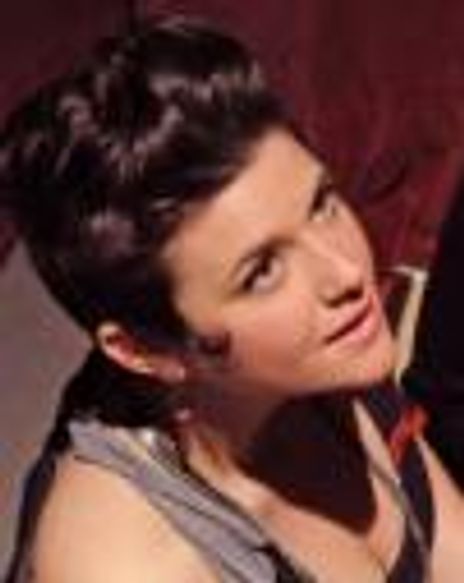Hana Casita Headshot