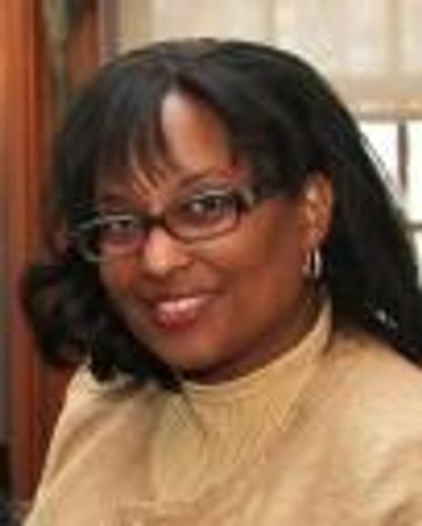Onida Coward-Mayers Headshot