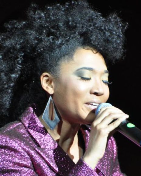 Judith Hill Headshot