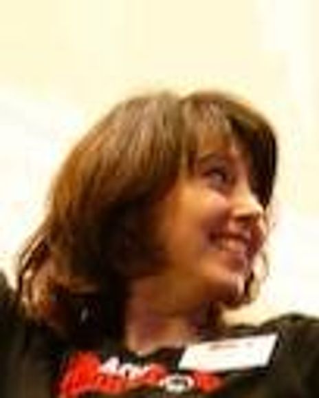 Caroline Daly Headshot