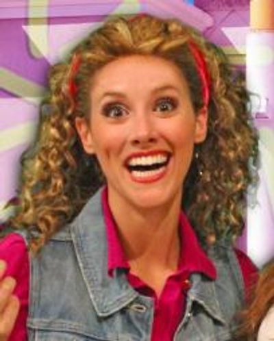 April Kidwell Headshot