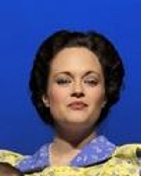 Kateri McRae Headshot