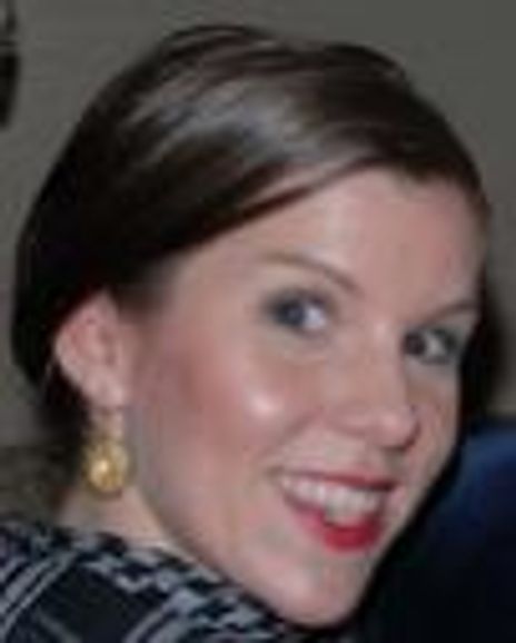 Beckie Stravers Headshot