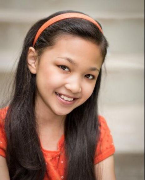 Natalie Tran Headshot