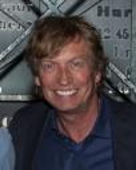 Nigel Lithgoe Headshot