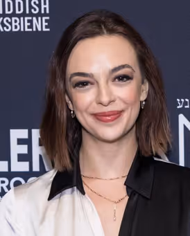 Talia Suskauer Headshot