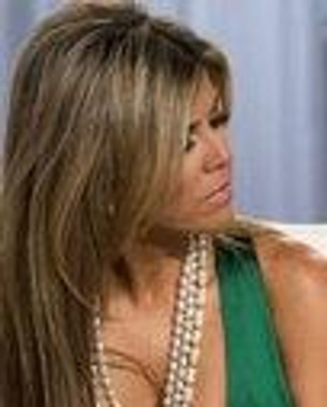 Ana Quincoces Headshot