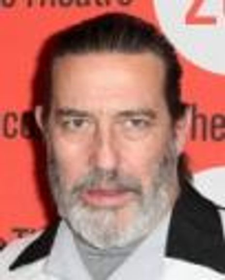Ciarin Hinds Headshot