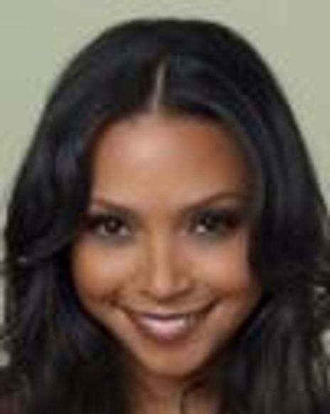 Danielle Nicolet Headshot