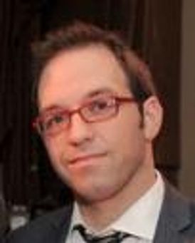 Helder Guimaraes Headshot