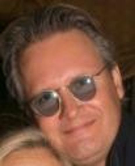 Peter Gelbo Headshot