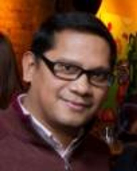 Elton Lugay Headshot
